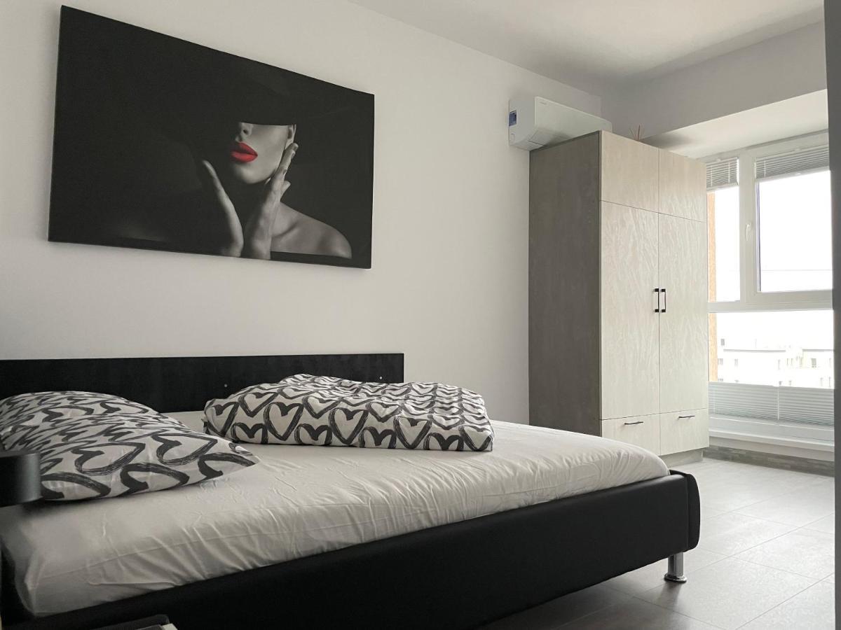 Beautiful Penthouse Lakeview W18 Bucarest Exterior foto